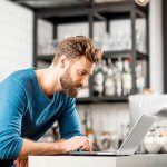 【統計】不偏分散とは？なぜ「n-1」で割るのかを具体例でわかりやすく解説！