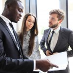 自己資本比率とは？計算方法や目安、分析の仕方までわかりやすく解説！